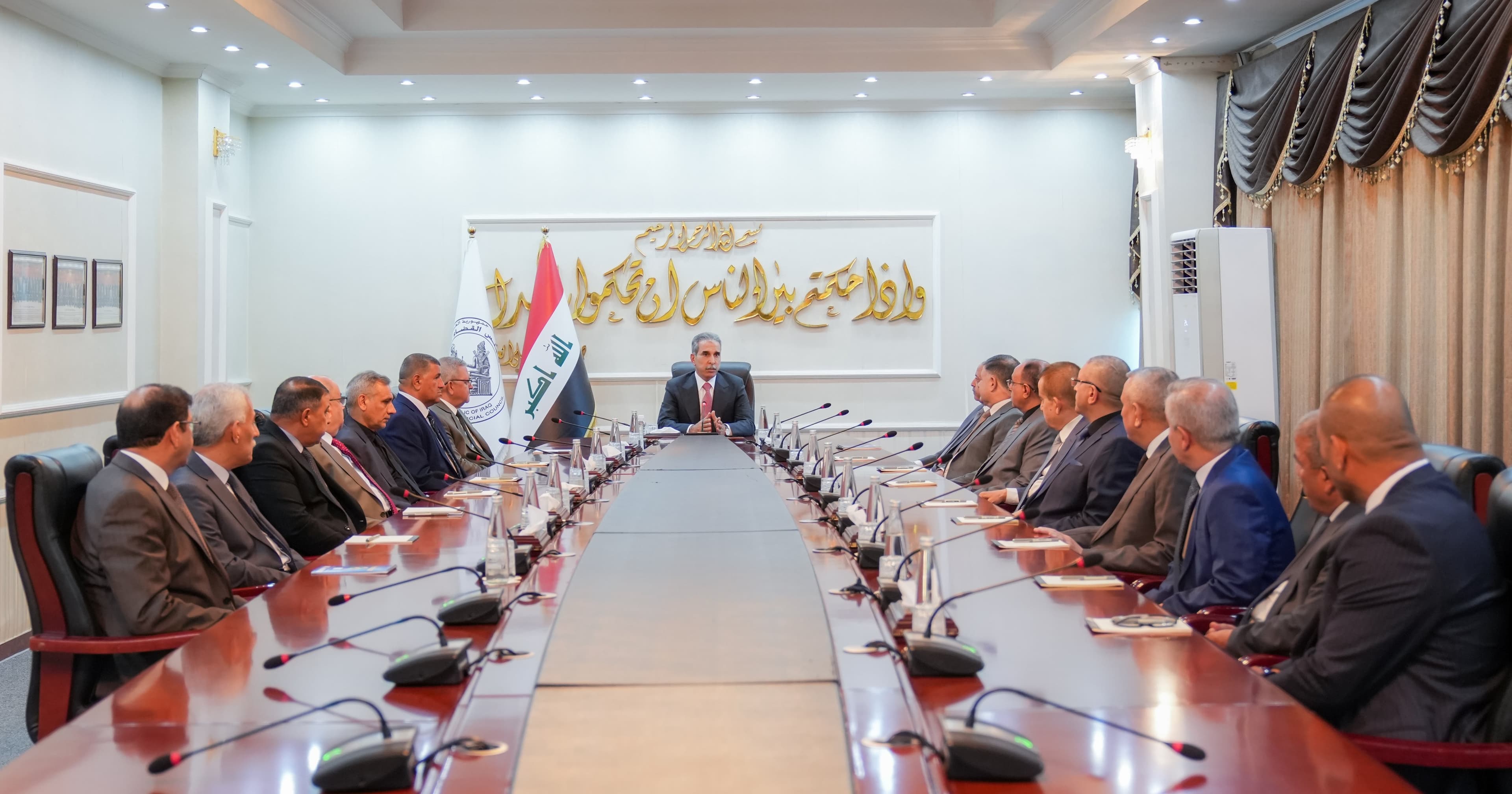 أعضاء المحكمة الاتحادية يعدلون عن طلب الإحالة على التقاعد بعد زوال الأسباب التي دعتهم لذلك