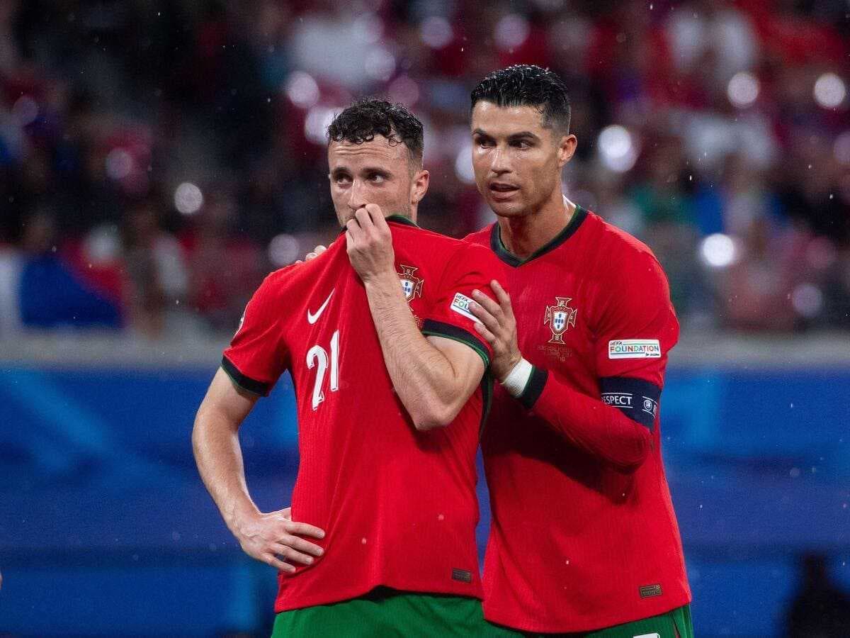 لماذا غاب رونالدو عن جنازة ديوغو جوتا ؟