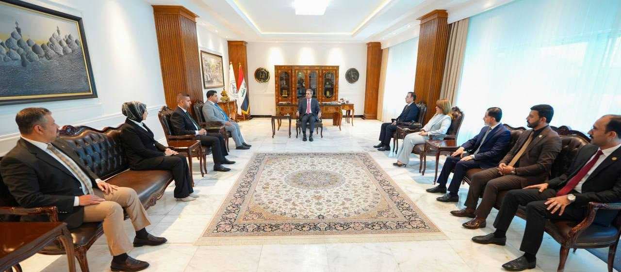 رئيس مجلس القضاء يبحث دعم الحقوقيين وحل مشكلاتهم بالمحاكم