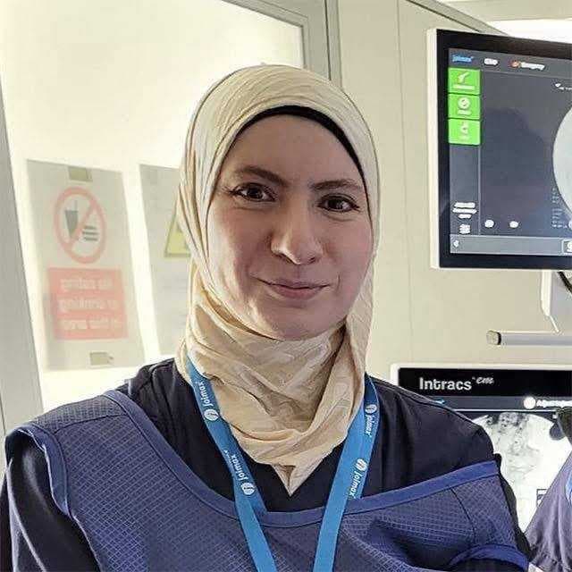طبيبة عراقية تحصد المركز الأول عربيا في الجراحة العصبية