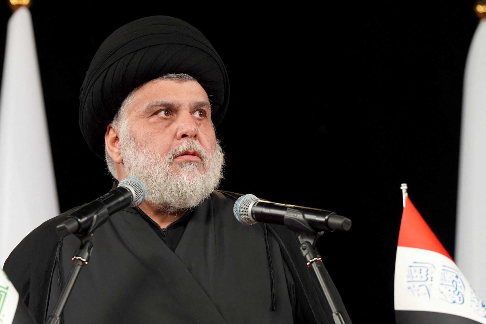 السيد الصدر للمقربين منه: من مِن الكتل السياسية المرشحة تريد حصر السلاح وتقوية الجيش والشرطة ؟