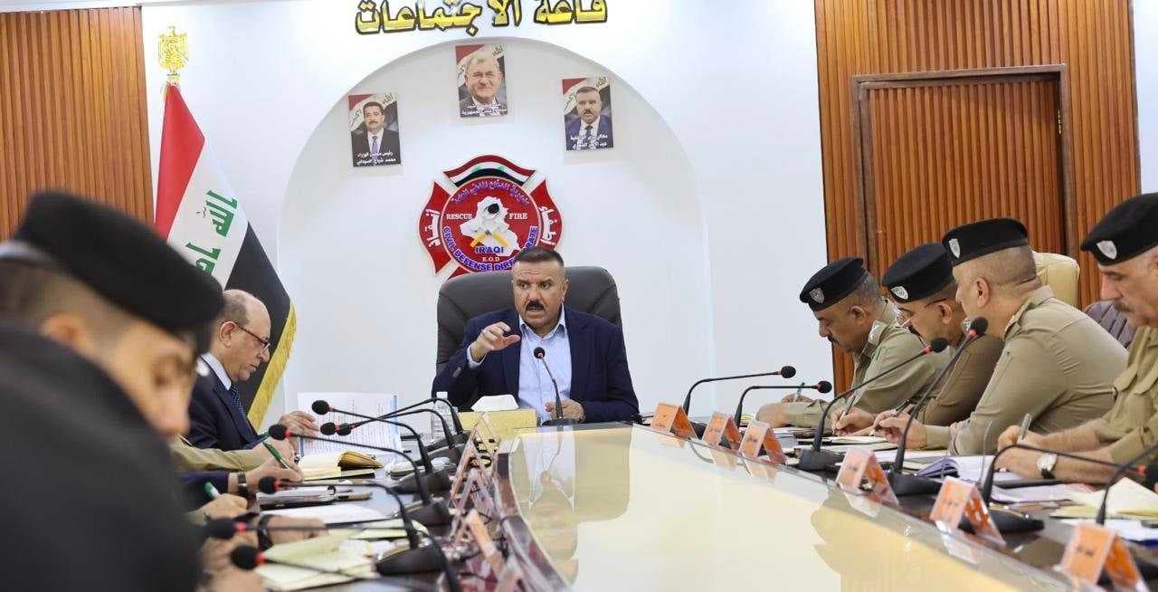 وزير الداخلية يوجه بإسناد الدفاع المدني بعجلات إضافية ومعدات ومواد لوجستية