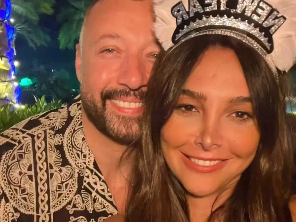 أميرة فراج تعلن انفصالها عن أحمد فهمي بعد 28 سنة من الزواج