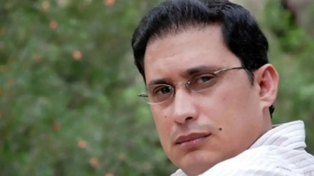 أحمد عيد صاحب قناة فضائية في "الشيطان شاطر"