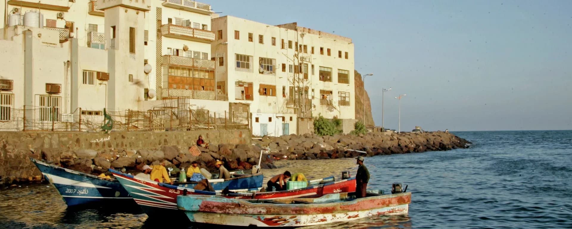 مصرع 70 مهاجرًا أفريقيًا وفقدان آخرين قبالة سواحل اليمن