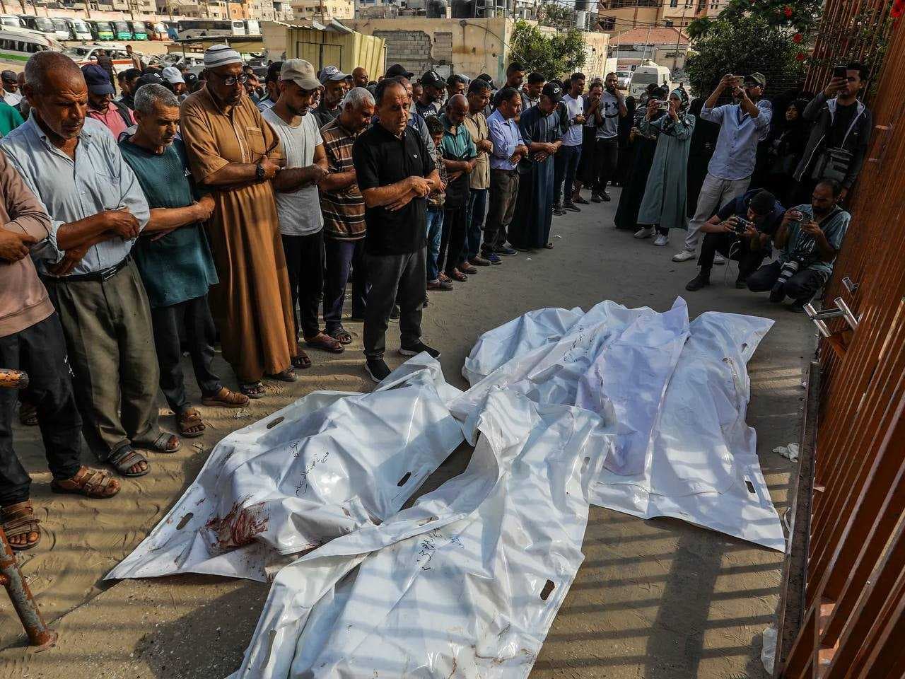 فاجعة جديدة.. 34 شهيداً في غزة بينهم 17 من طالبي المساعدات