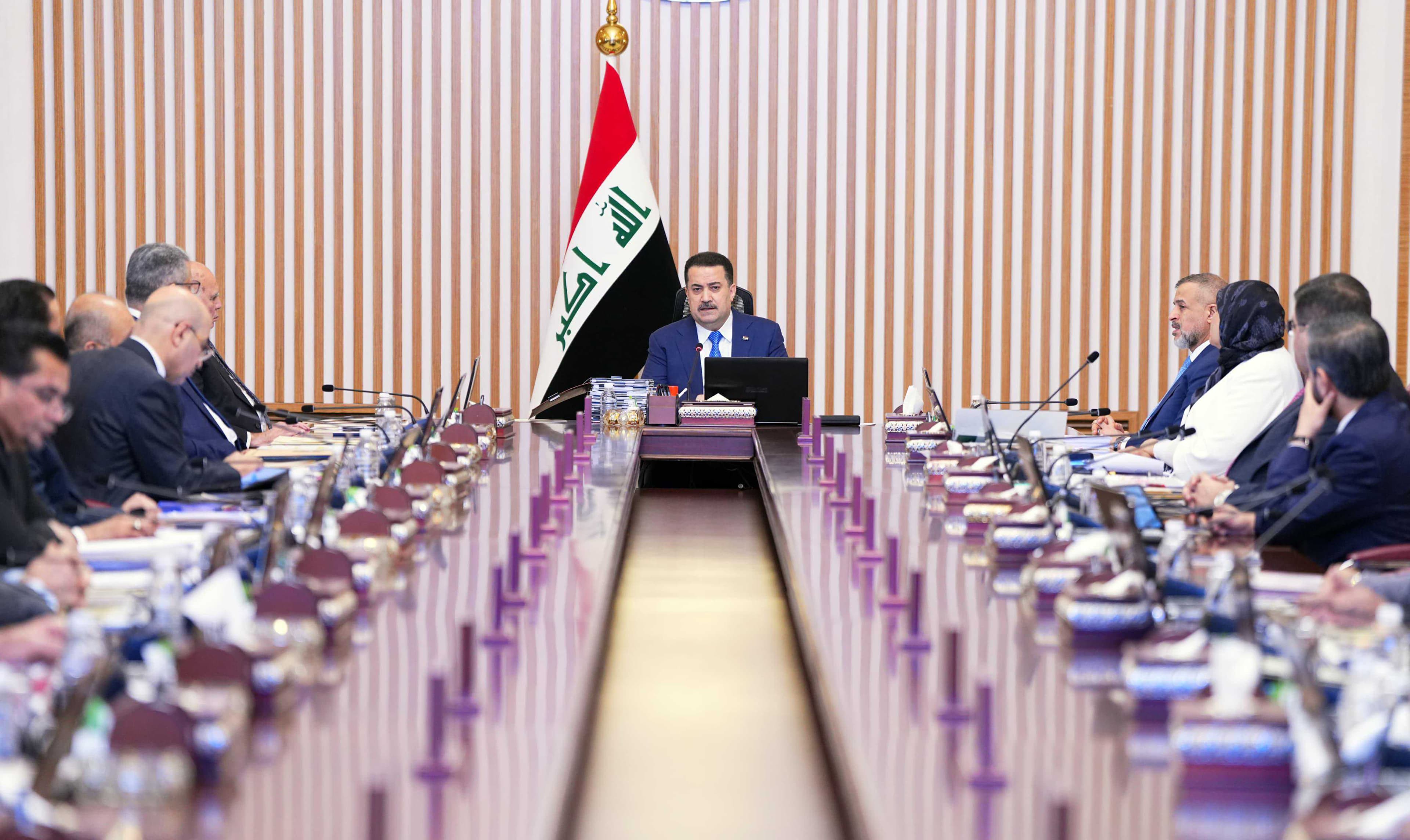مجلس الوزراء يقرر الموافقة على تجديد العمل بقرار تمويل رواتب موظفي الإقليم لشهر حزيران