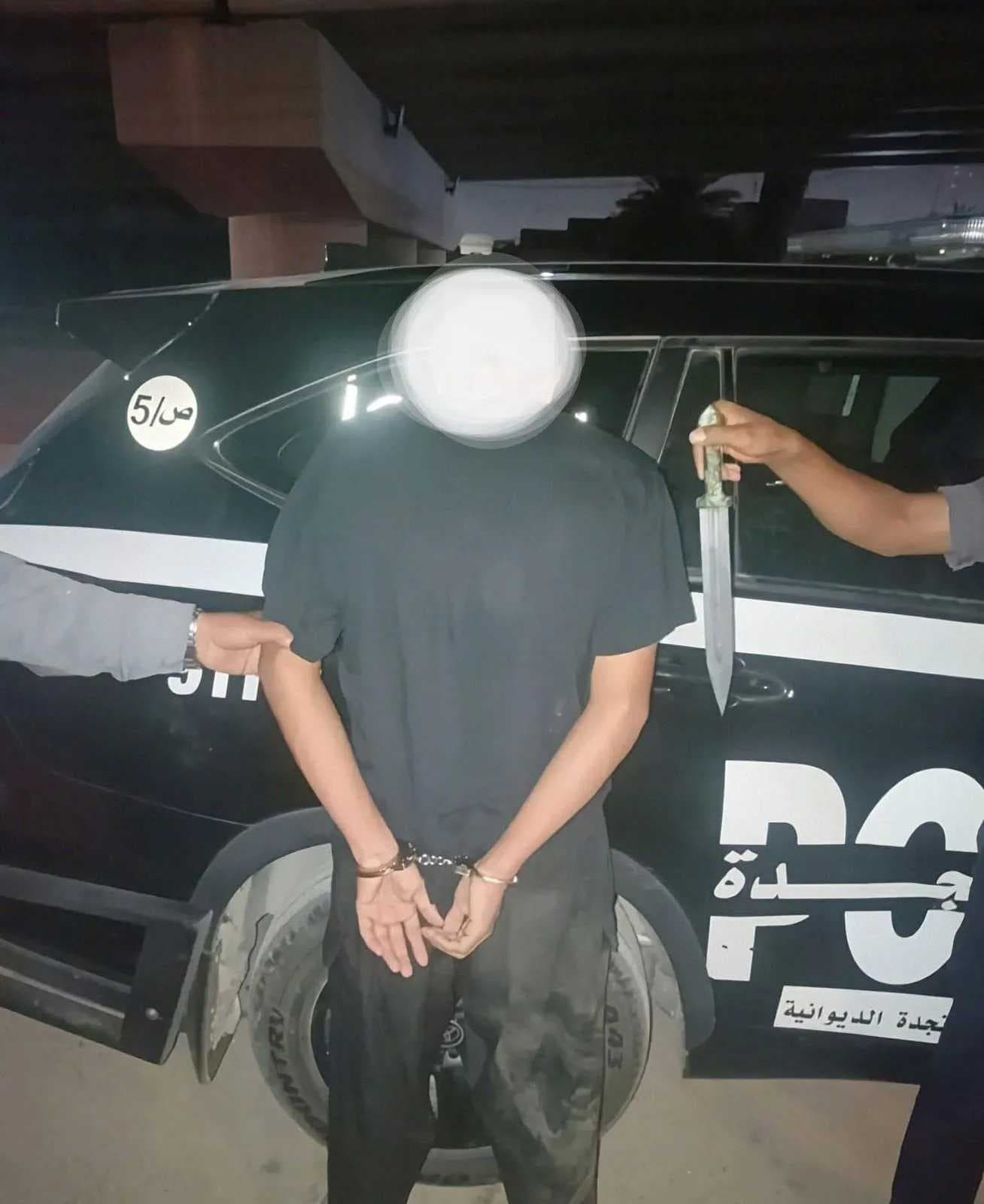 شرطة الديوانية تعتقل شخصاً قتل والدته رمياً بالرصاص