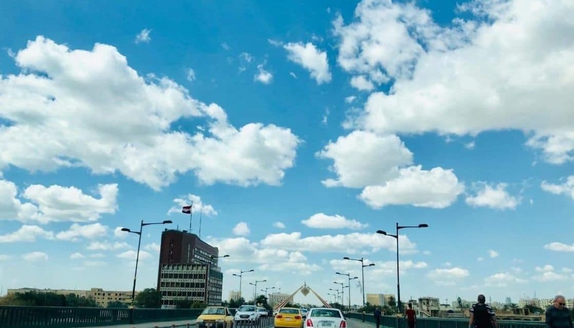 الأنواء الجوية: طقس صحو وانخفاض بالحرارة