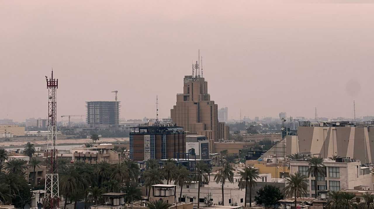 أجواء حارة وغبار يلوح بالأفق.. تعرف على طقس العراق خلال الايام المقبلة