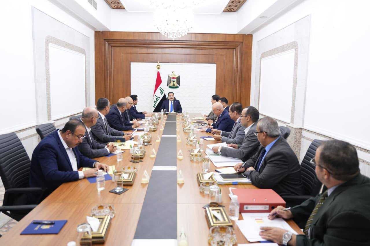 السوداني يوجه بإحالة مشروع خط سكك حديد كربلاء-النجف لهيئة الاستثمار