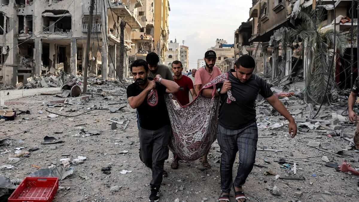 13 شهيداً في غارات صهيونية على مبانٍ سكنية في غزة