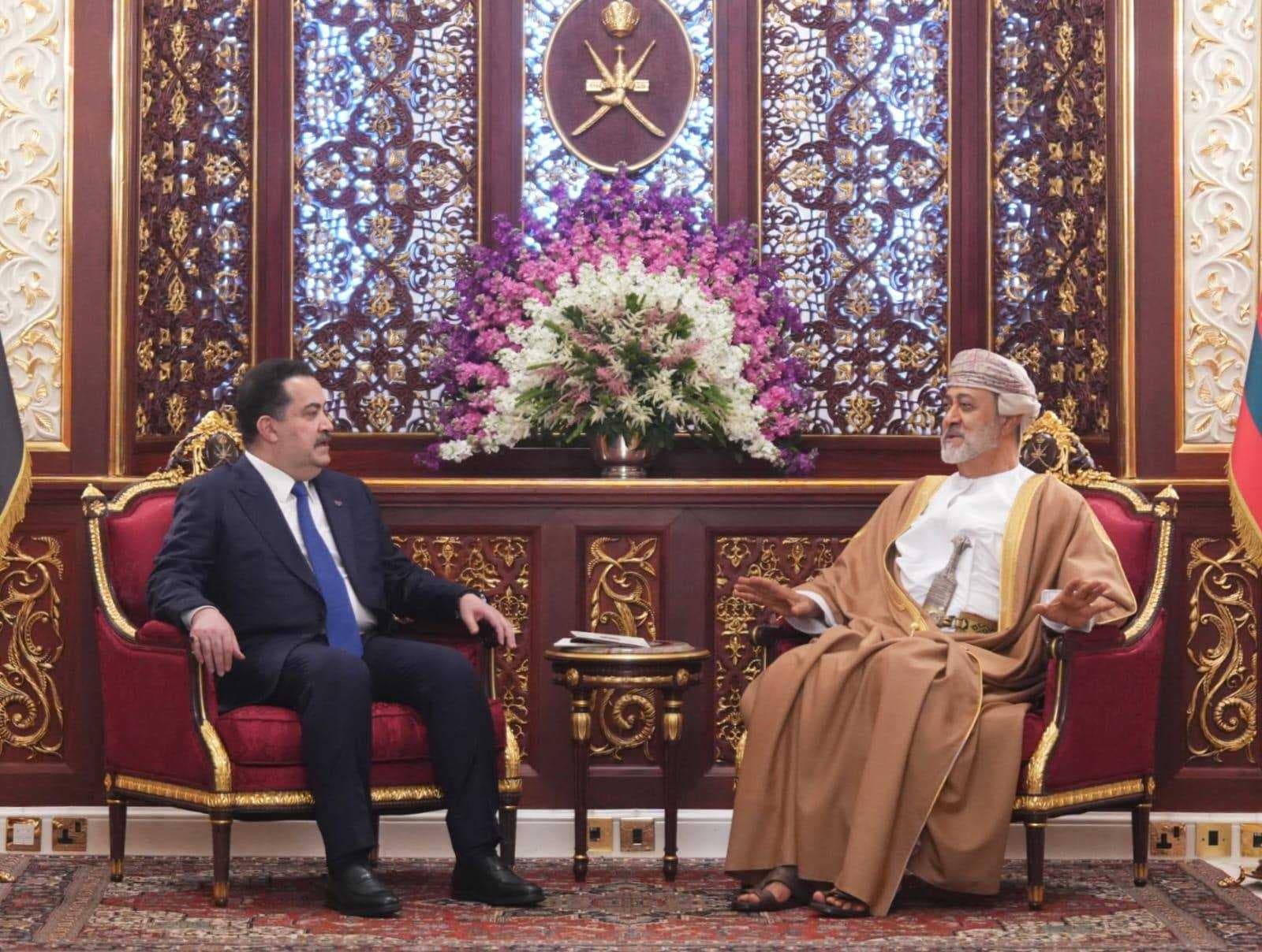السوداني وسلطان عُمان يبحثان تعزيز التعاون الثنائي وتطورات الأوضاع الإقليمية