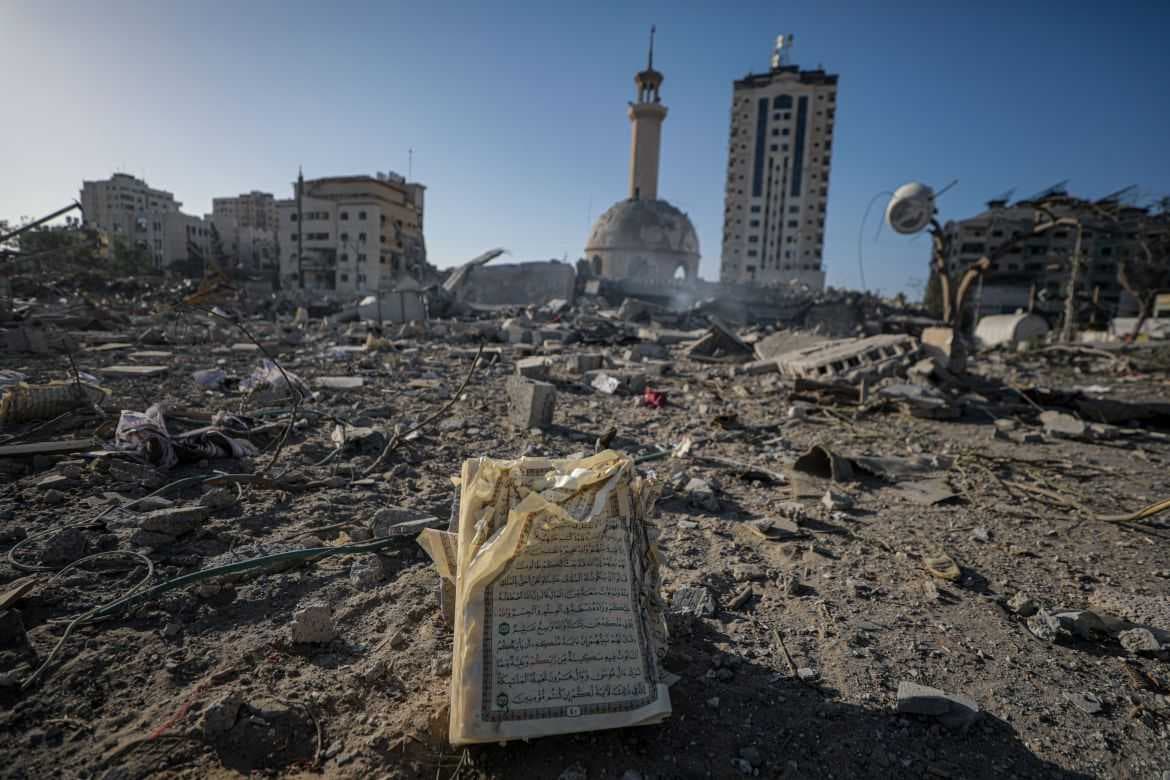 العدوان يتواصل.. 44 شهيداً وغارات عنيفة شمال غرب غزة