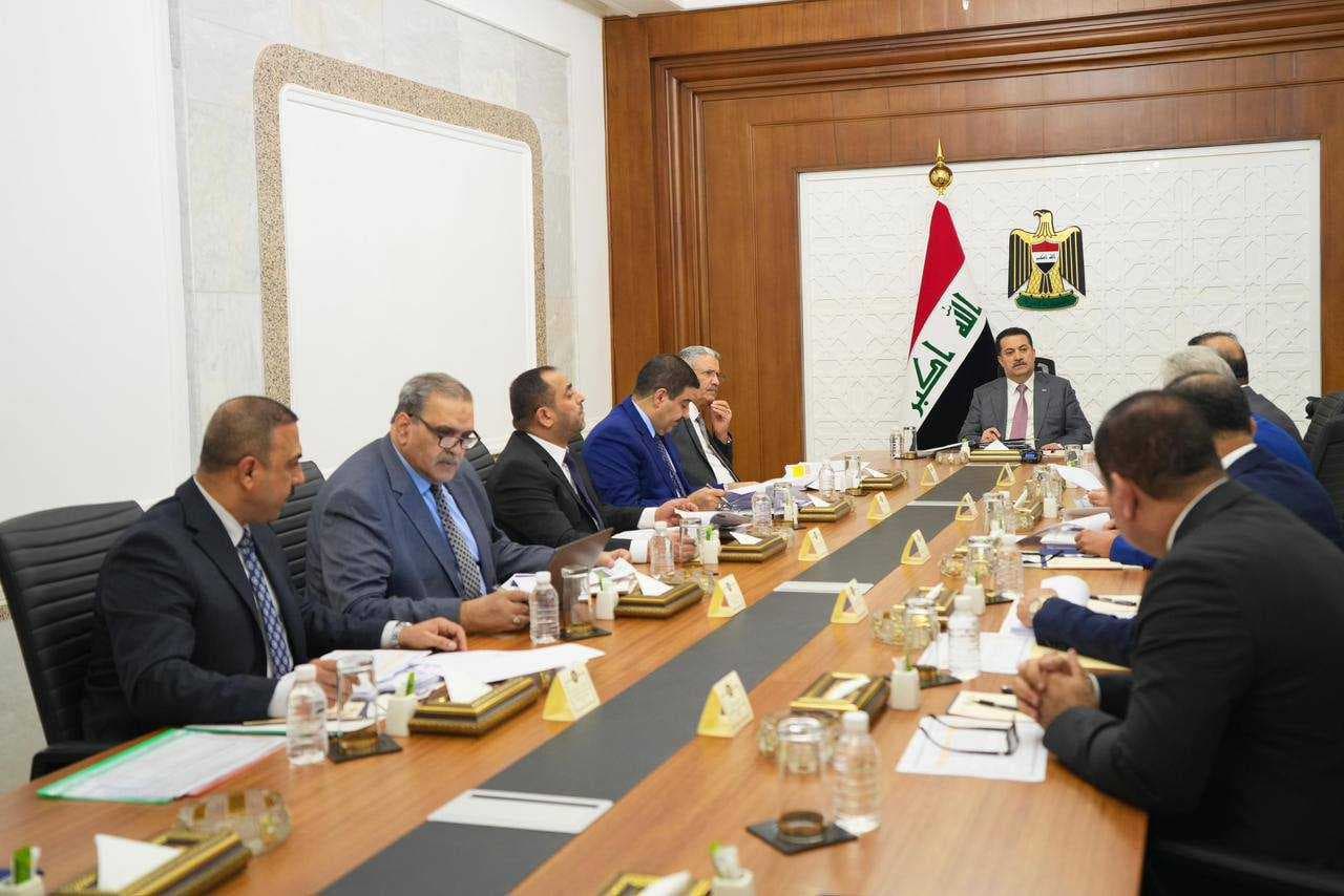 توجيه حكومي بتذليل العقبات أمام القطاع الخاص وتكييف القوانين لصالح مشاريع التنمية الصناعية