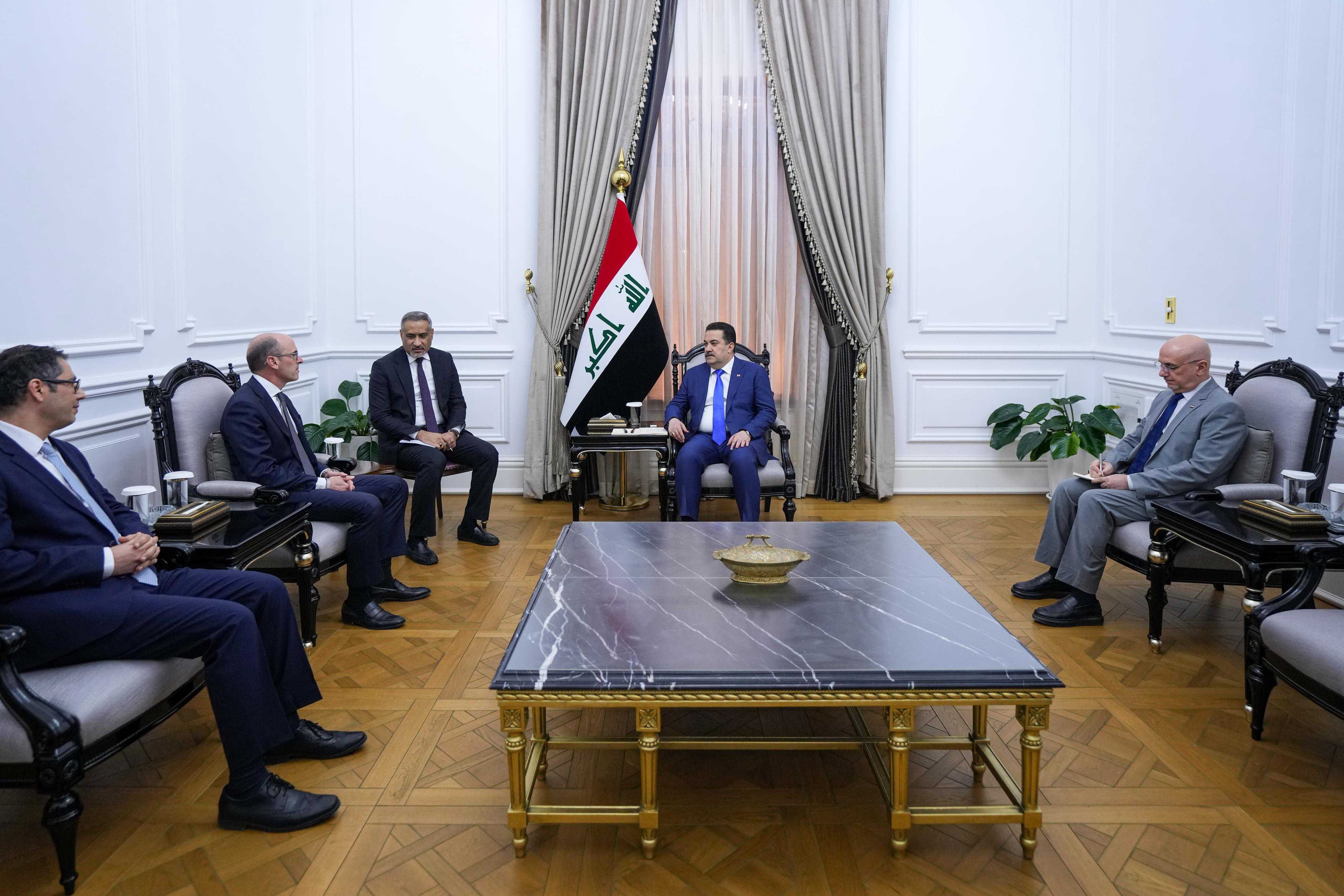 رئيس الوزراء: اتفاق تصدير النفط من كردستان يمثل علامة فارقة مهمة للعراق