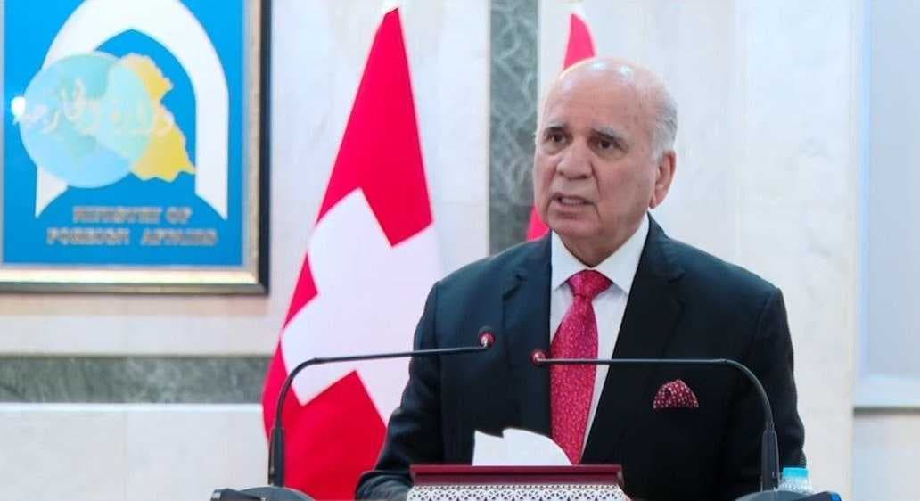 وزير الخارجية يبحث مع نظيره السويسري أهمية تعزيز التعاون الدبلوماسي وتبادل الخبرات