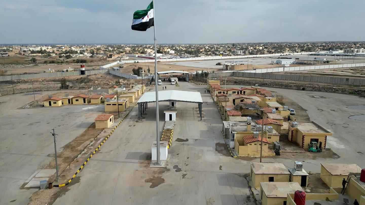 دمشق تنفي إغلاق معبر البوكمال – القائم وتؤكد استمرار الحركة بين الجانبين