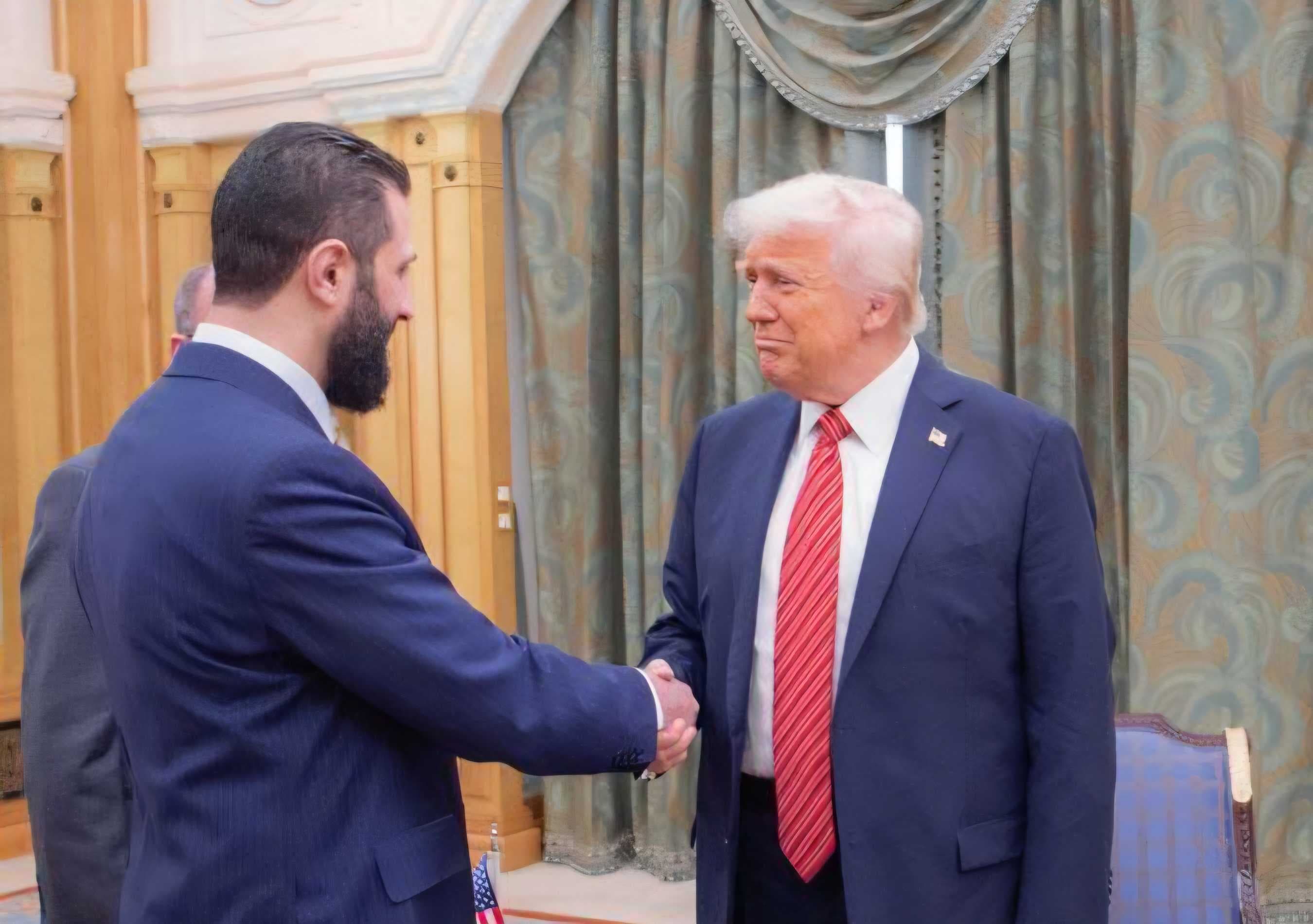 الشرع في واشنطن للقاء ترامب في أول زيارة لرئيس سوري إلى البيت الأبيض