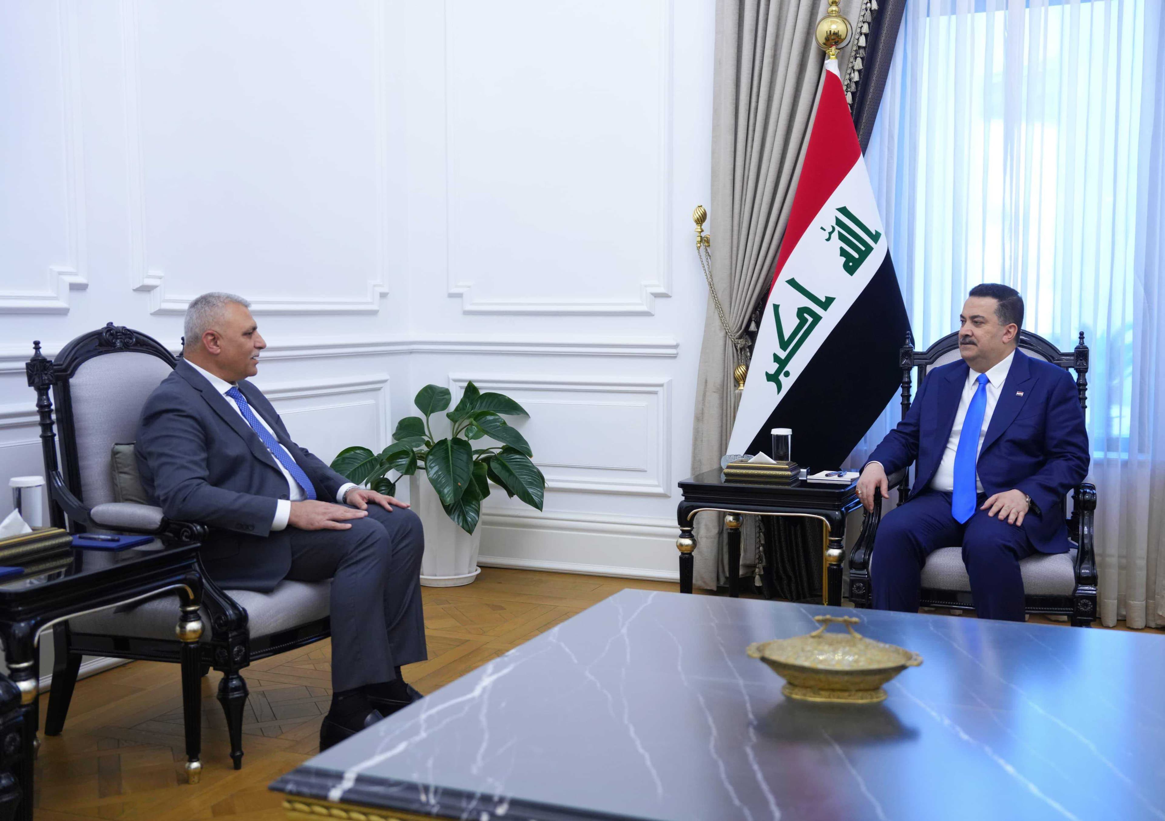 رئيس الوزراء يؤكد حرص العراق على توطيد العلاقات الثنائية مع لبنان