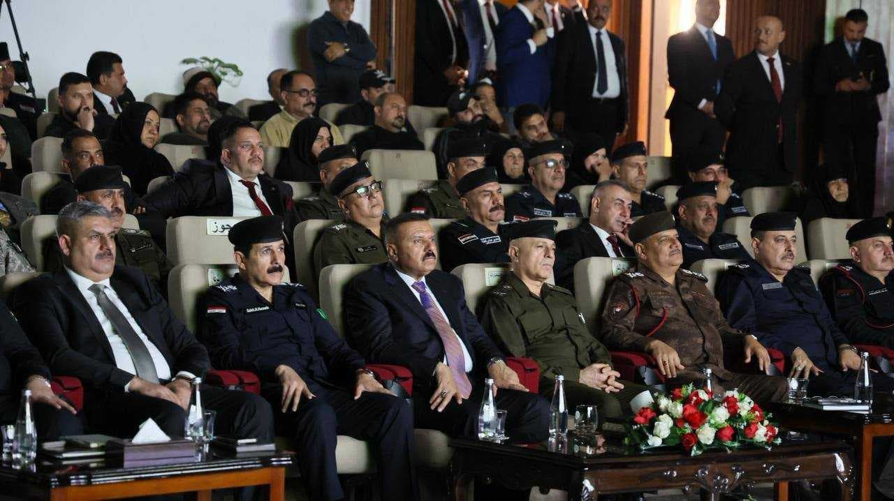 وزارة الداخلية تنظم حفلاً مهيباً بالتزامن مع قرب عيد النصر الكبير (صور)