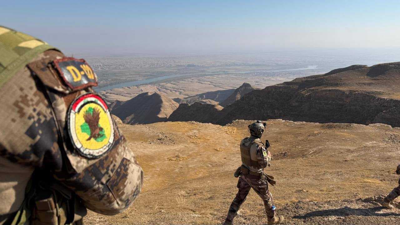 جهاز مكافحة الإرهاب يلقي القبض على تاجريّ مخدرات في ذي قار والمثنى