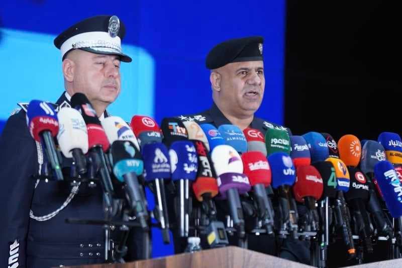 الداخلية : القبض على أكثر من 90 شخصا متهمين بالتلاعب بأسعار العملة والمواد الغذائية
