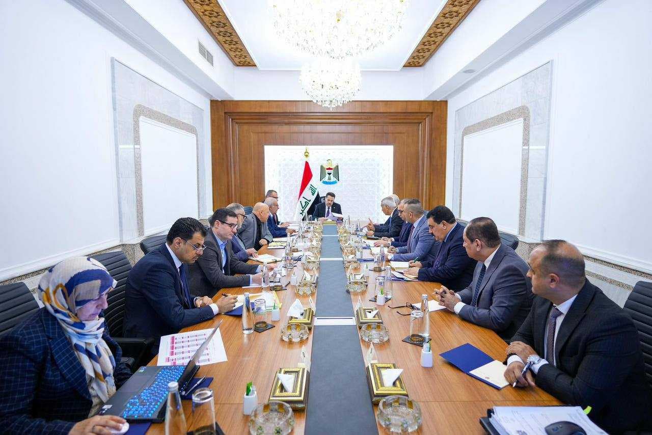 السوداني يوجه وزارة الكهرباء بمتابعة الجباية وإزالة التجاوزات على الشبكة الوطنية