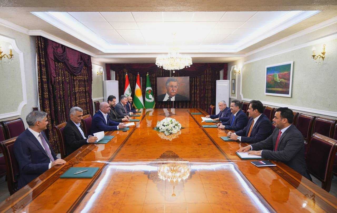 السوداني يصل السليمانية لبحث التطورات السياسية وتشكيل الحكومة