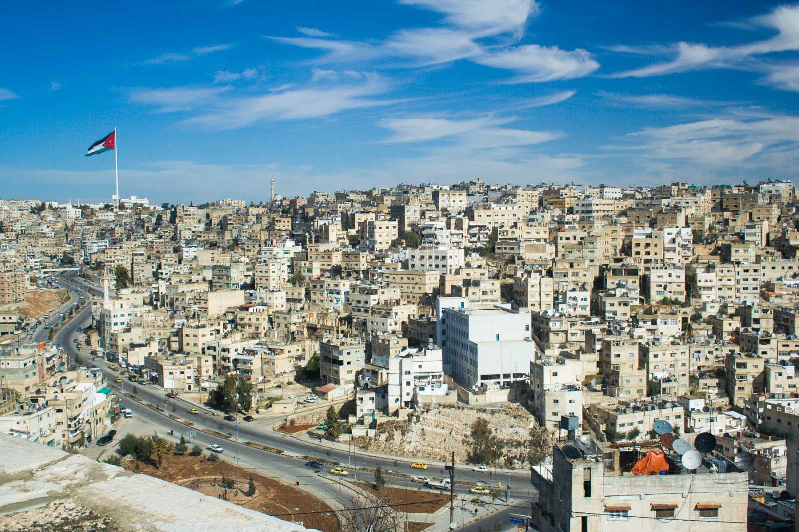 عالمياً.. العراقيون في المرتبة الثانية بين المستثمرين الحاصلين على الجنسية الأردنية