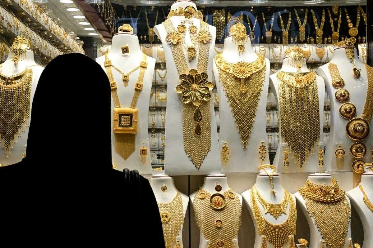انخفاض الذهب والفضة مع تراجع عائدات سندات الخزانة الامريكية
