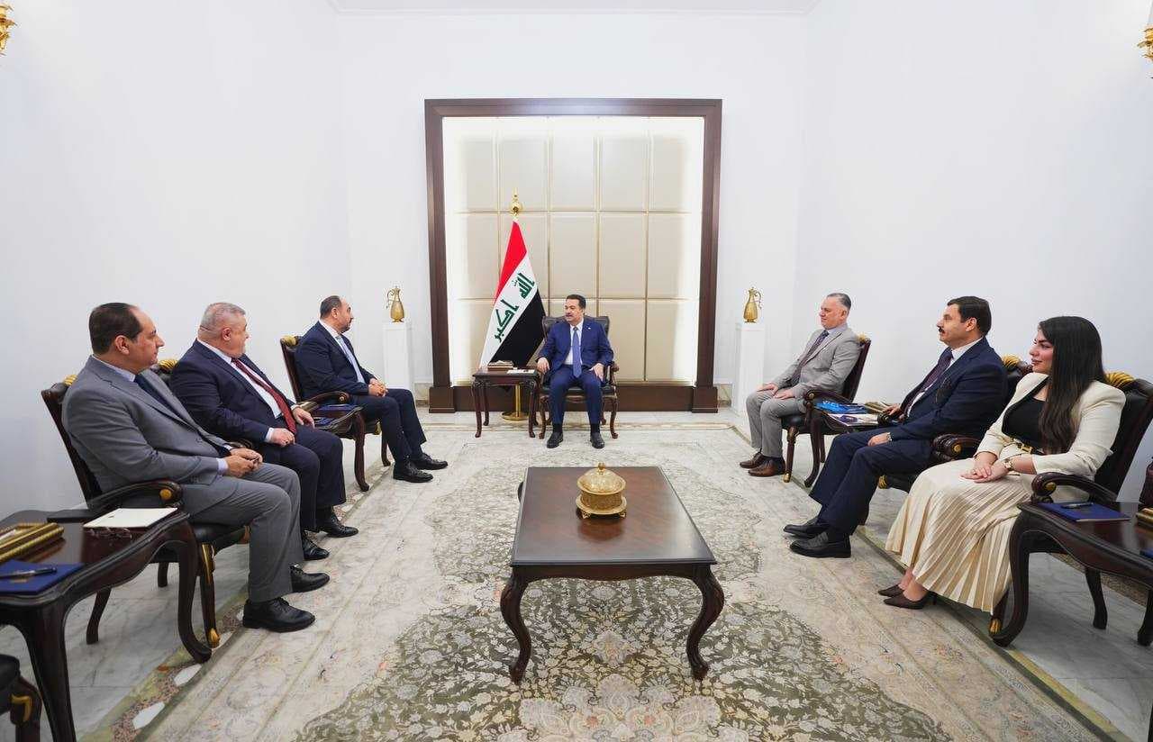 رئيس الوزراء يؤكد حرص الحكومة على تلبية احتياجات المواطنين المسيحيين