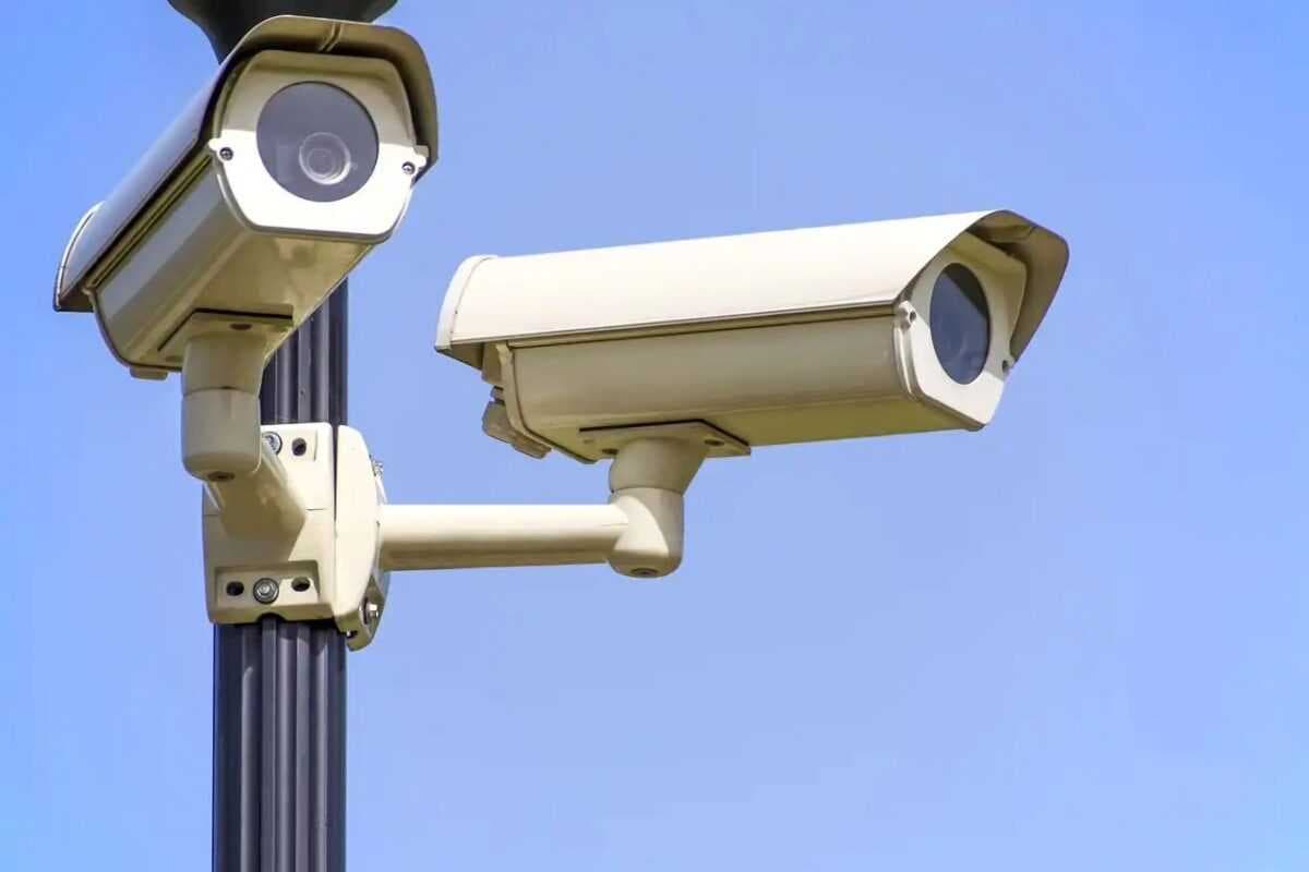 هل نجحت الكاميرات الذكية في ردع الجريمة وكشفها خلال دقائق؟