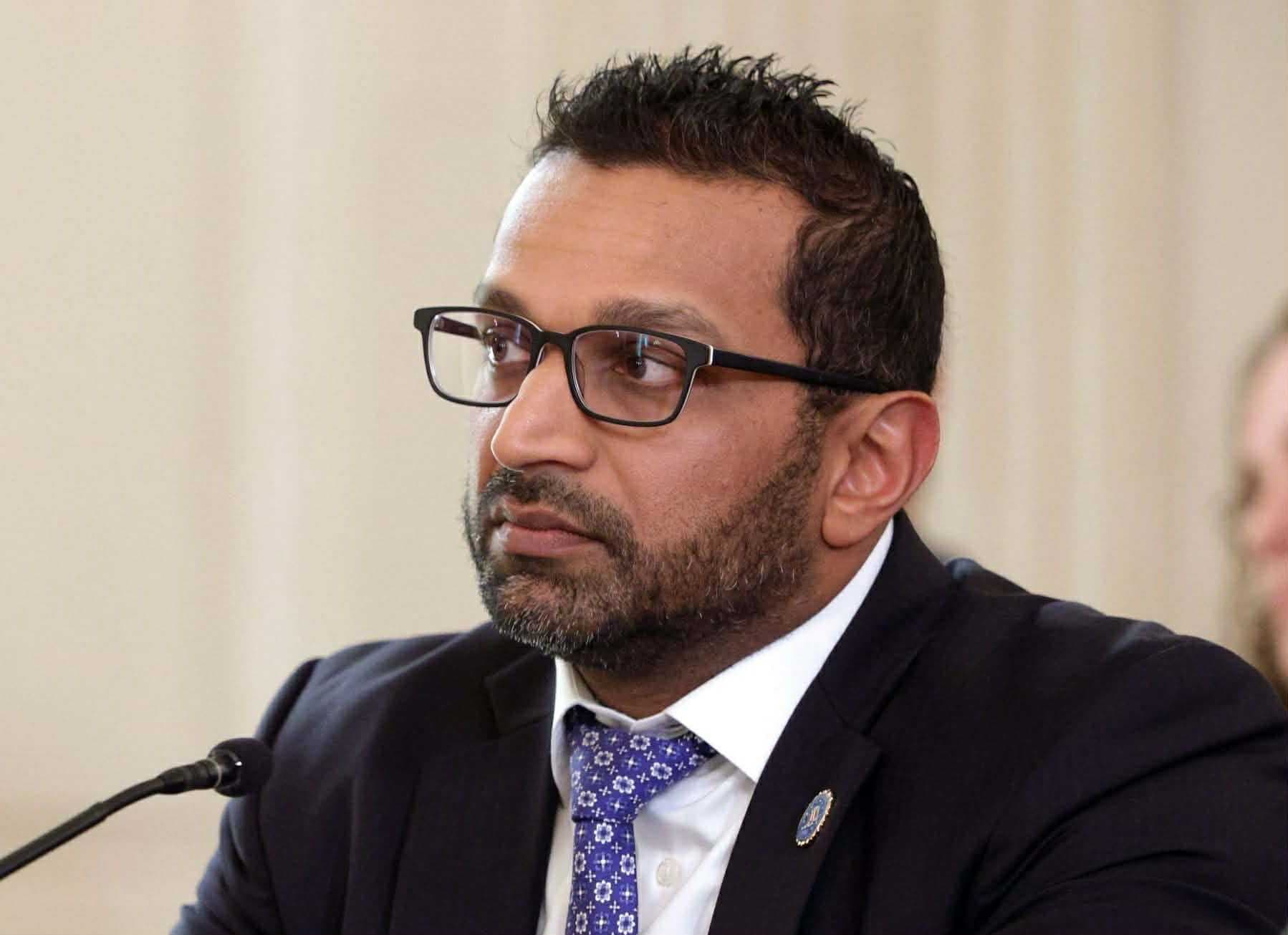 مسؤول أمريكي: اختراق البريد الإلكتروني لمدير (FBI) من مجموعة "مرتبطة بإيران"