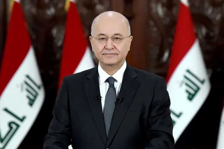 برهم صالح: مساعدات عاجلة للنازحين اللبنانيين