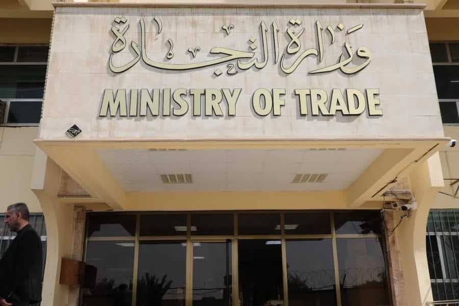 التجارة : مخازن المواد الغذائية ‏تعمل بشكل ‏طبيعي ‏وتخضع لإجراءات رقابية.‏