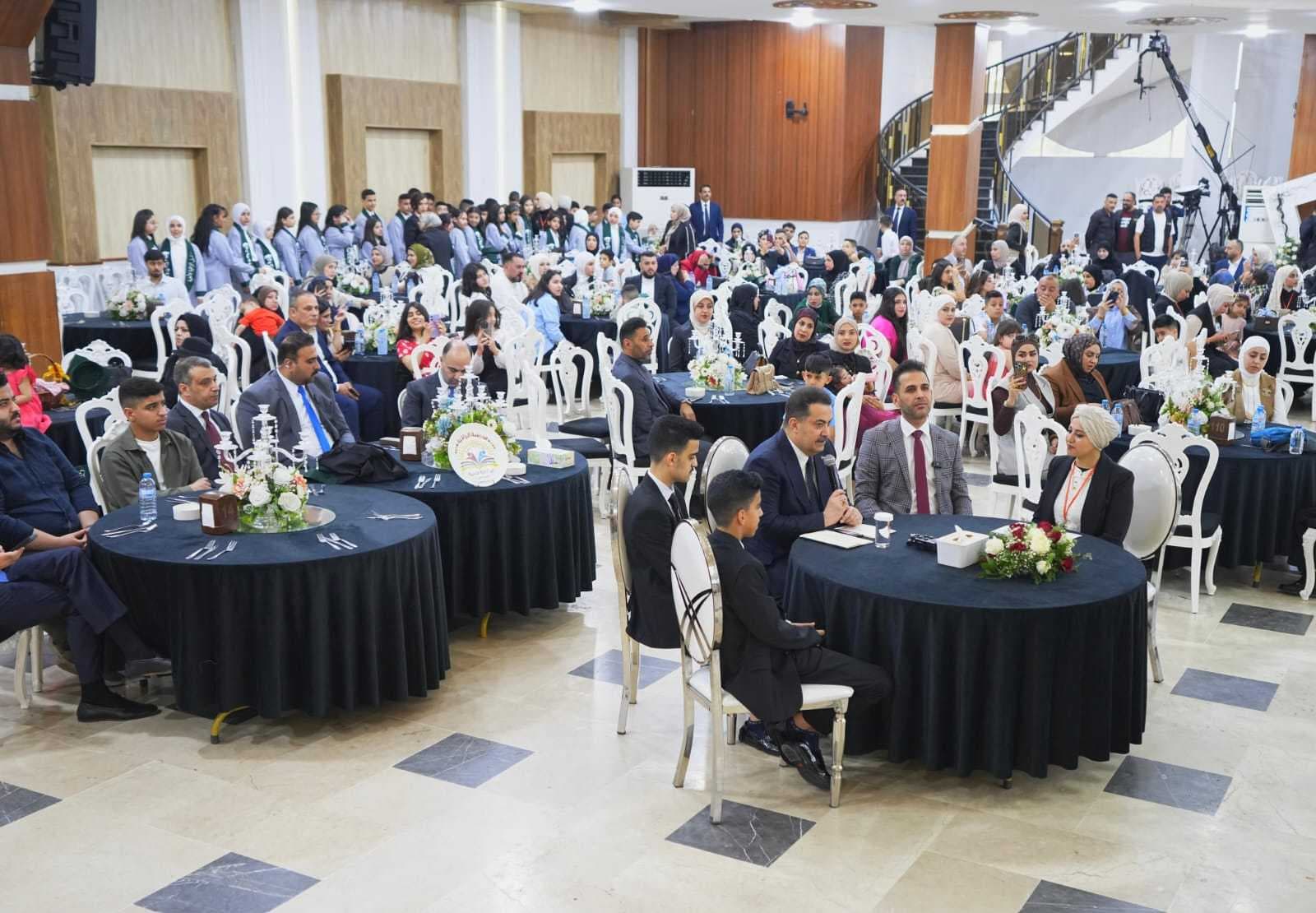 السوداني يؤكد نهج الحكومة في بذل كل الجهود للارتقاء بالمستوى التعليمي والتربوي للمدارس بمراحلها كافة