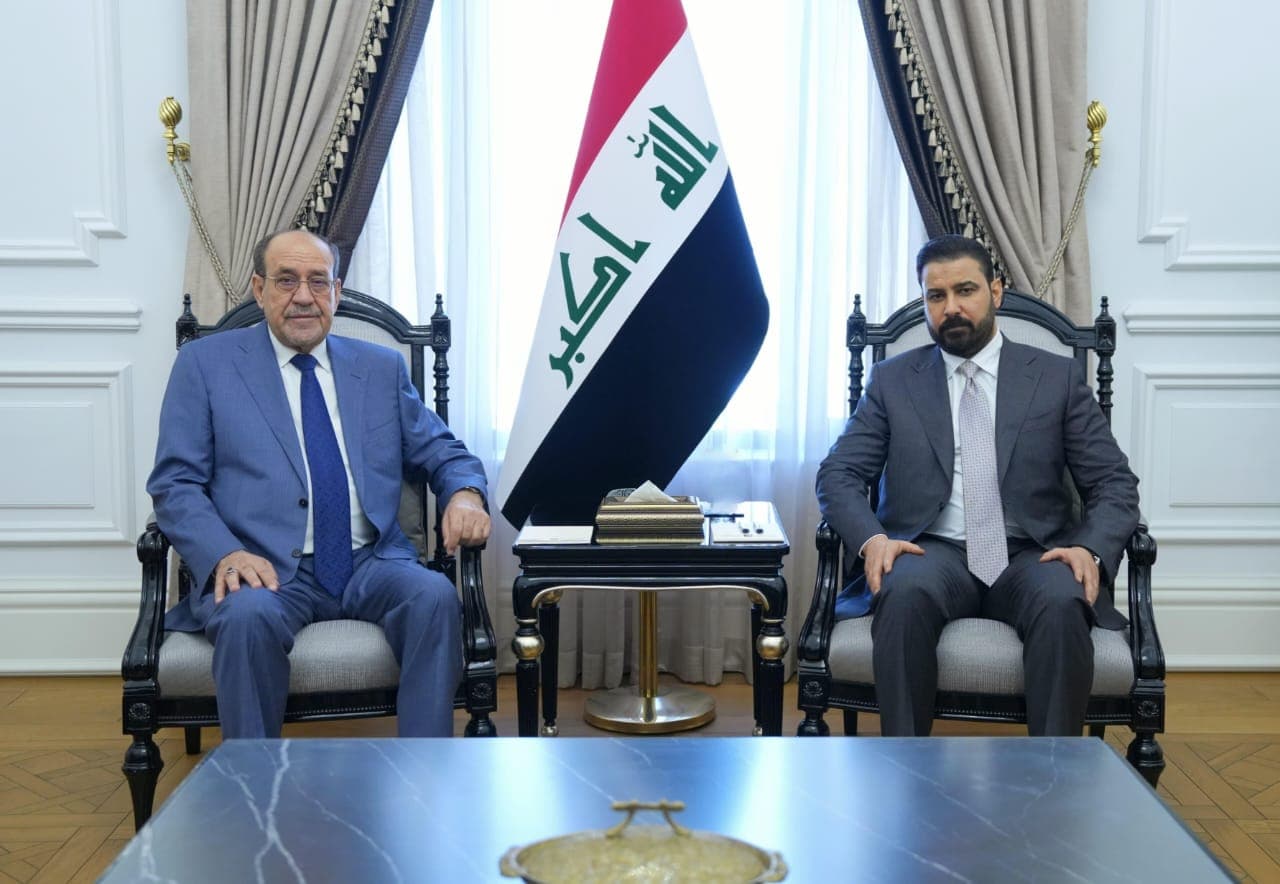 رئيس الوزراء يستقبل المالكي ويؤكد دعم استكمال التشكيلة الحكومية