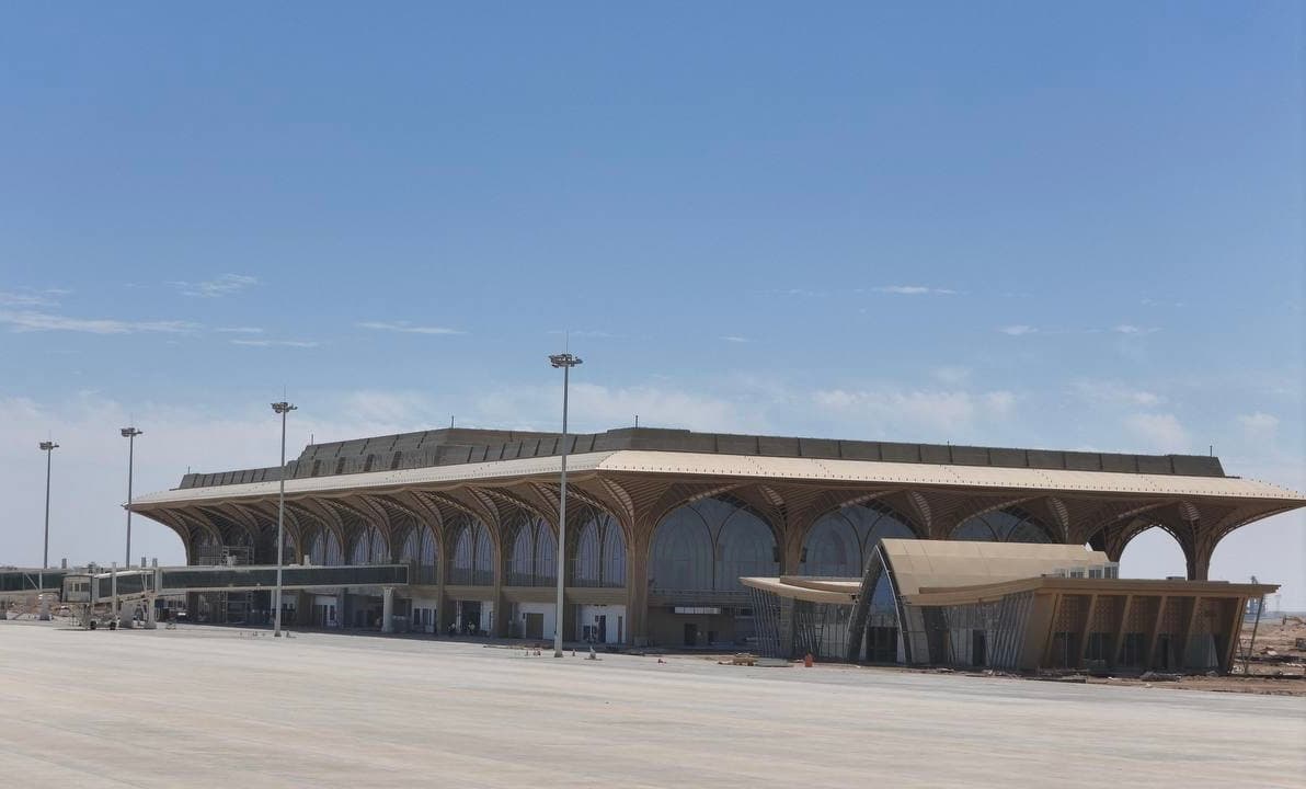 بطاقة 750 ألف مسافر سنويًا.. مشروع مطار الناصرية يصل إلى مراحله النهائية