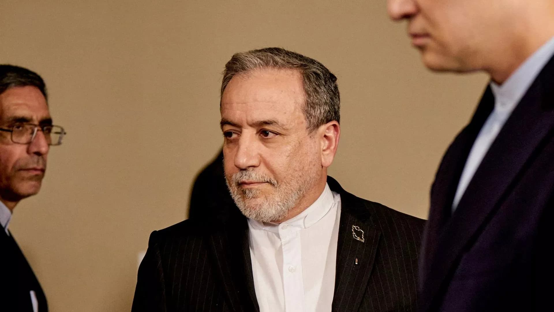 عراقجي عن اجتماع طهران الرباعي: أمن المنطقة مسؤولية دولها ولا مكان للتدخلات الخارجية