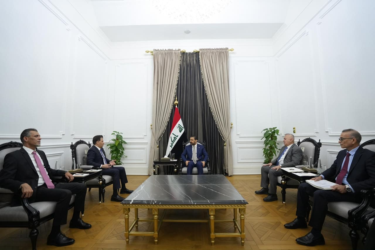 الزيدي يستقبل رئيس اللجنة الأولمبية العراقية ورئيس الاتحاد العراقي لكرة القدم