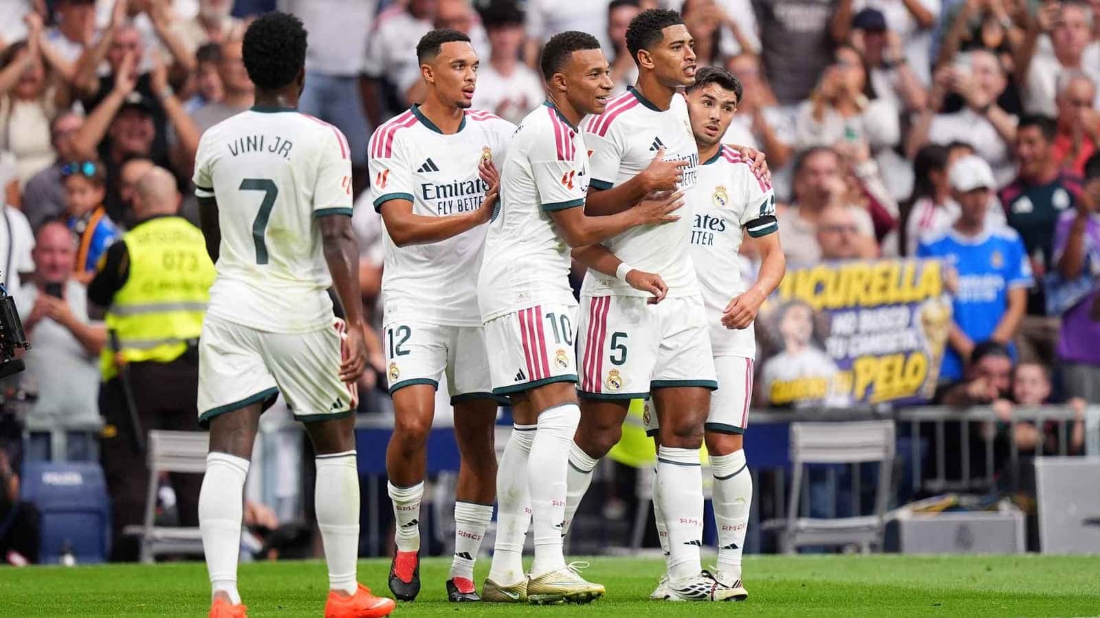 ريال مدريد يكتسح إشبيلية برباعية مقابل هدف في الدوري الإسباني