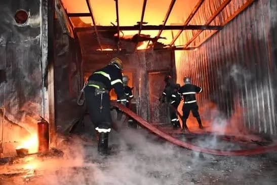 الدفاع المدني: تراجع الحرائق 86 بالمئة وإغلاق أكثر من ألف مبنى مخالف