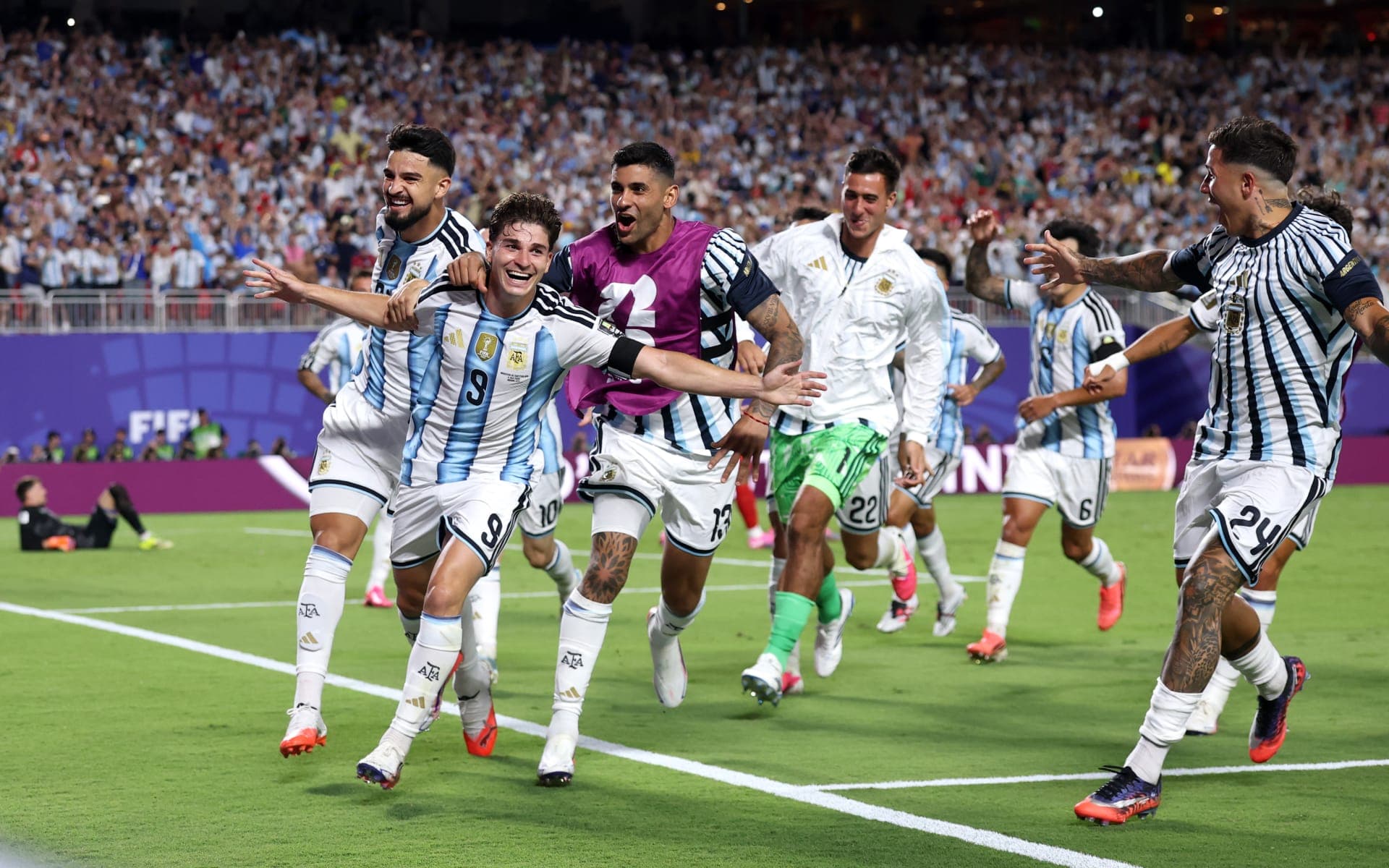 "النخلة نيوز" تنشر مواعيد مواجهات الدور نصف النهائي لكأس العالم