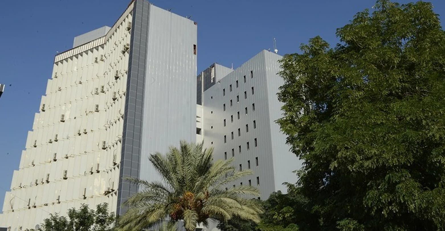 قرار مالي مرتقب يخص رواتب فئة من الأطباء.. تفاصيل جديدة من وزارة المالية