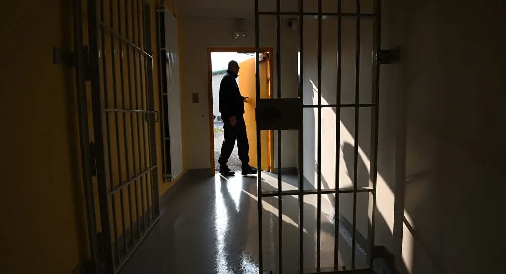 العدل: إطلاق سراح أكثر من 13 ألف سجين مشمولين بالعفو العام