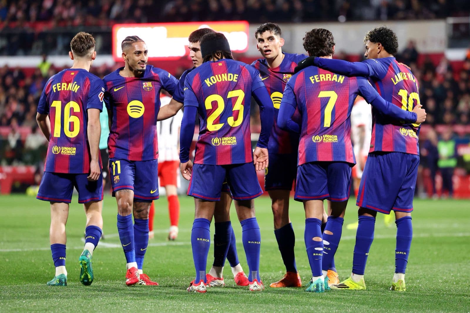 برشلونة يتمسك بصدارة الدوري الإسباني بفوزه على أوساسونا