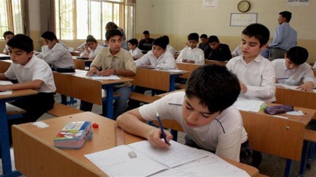 التربية: أكثر من 900 ألف تلميذ يؤدون امتحانات السادس الابتدائي في عموم العراق