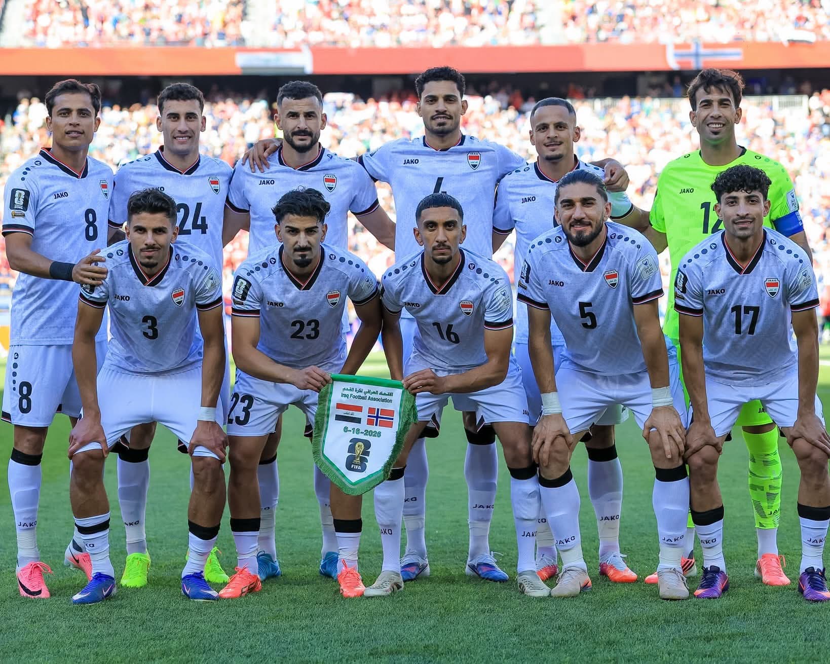 التشكيلة الرسمية للمنتخب الوطني في مواجهة فرنسا