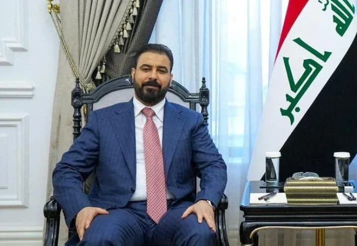 الزيدي يوجّه المؤسسات الحكومية للاحتفال بيوم السيادة العراقي